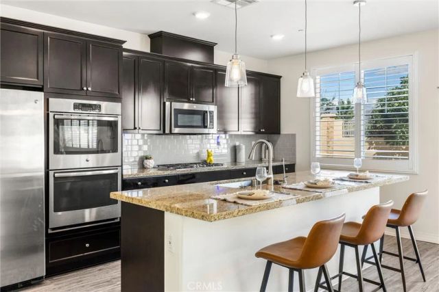 2080 Clementine Street, Redlands, CA 92374