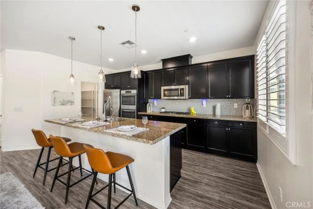 2080 Clementine Street, Redlands, CA 92374