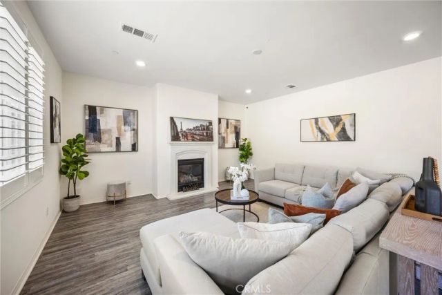 2080 Clementine Street, Redlands, CA 92374