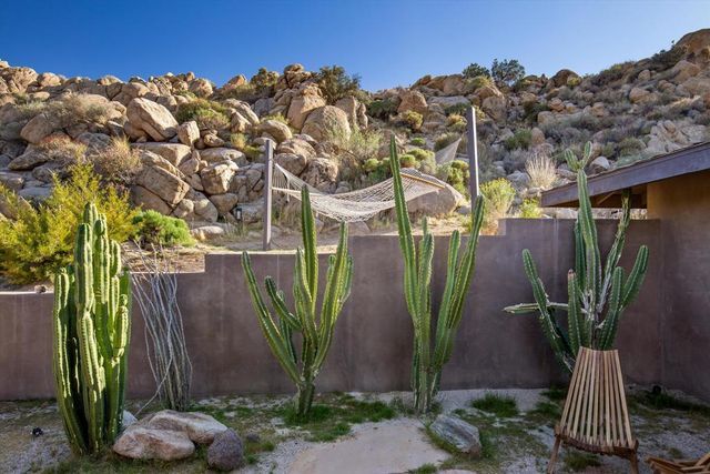 57113 Farrelo Road, Yucca Valley, CA 92284
