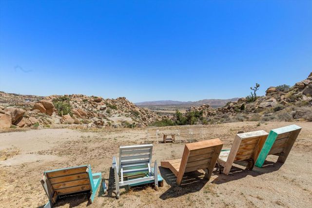 57113 Farrelo Road, Yucca Valley, CA 92284