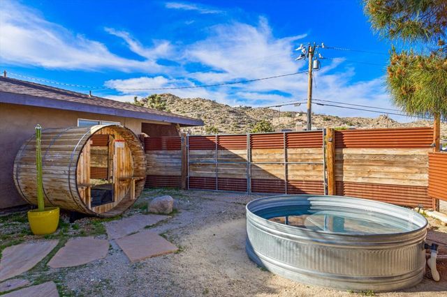 57113 Farrelo Road, Yucca Valley, CA 92284