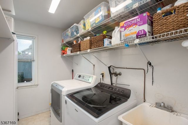 3 Fisher Dr, Hillsborough Twp., NJ 08844