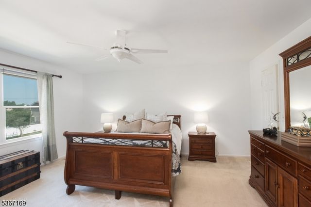 3 Fisher Dr, Hillsborough Twp., NJ 08844