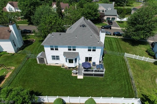 3 Fisher Dr, Hillsborough Twp., NJ 08844