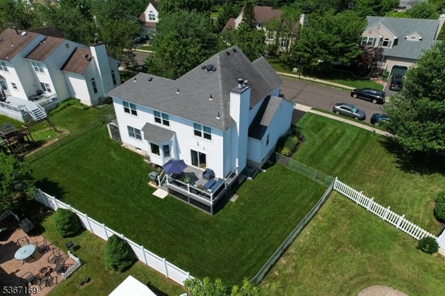 3 Fisher Dr, Hillsborough Twp., NJ 08844