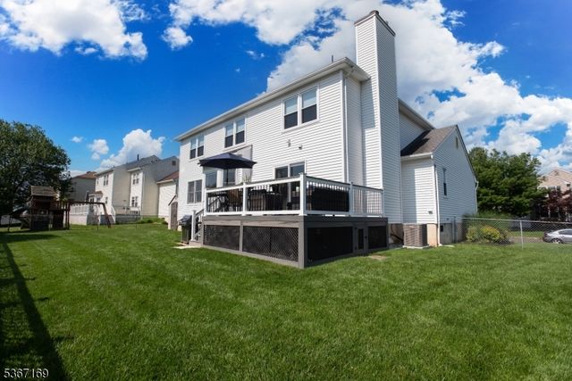 3 Fisher Dr, Hillsborough Twp., NJ 08844