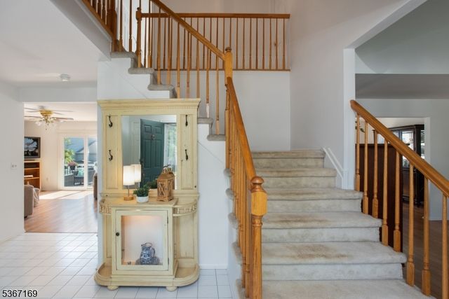 3 Fisher Dr, Hillsborough Twp., NJ 08844