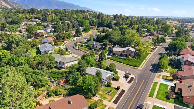 1502 FOREST GREEN DR, Ogden, UT 84403