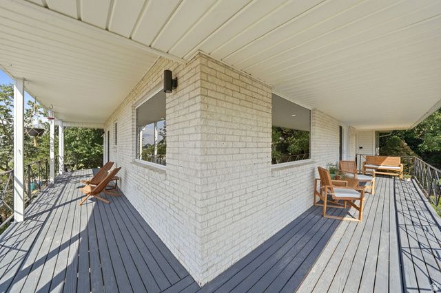 1502 FOREST GREEN DR, Ogden, UT 84403