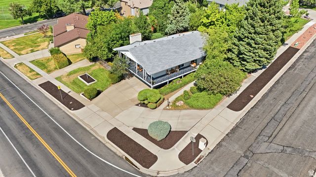 1502 FOREST GREEN DR, Ogden, UT 84403