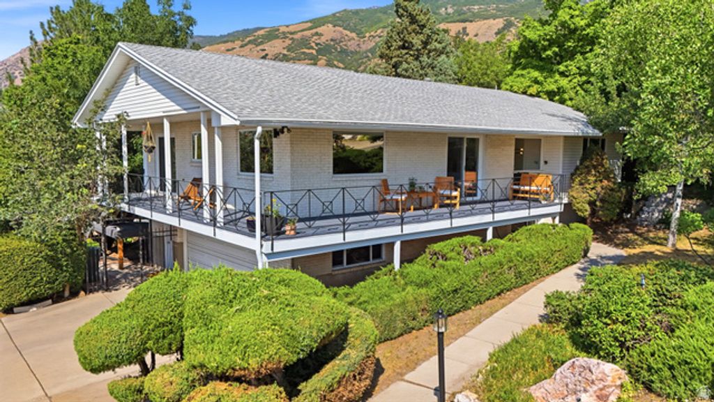 1502 FOREST GREEN DR, Ogden, UT 84403