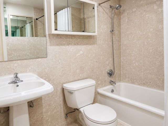 21 Beacon St 3R, Boston, MA 02108