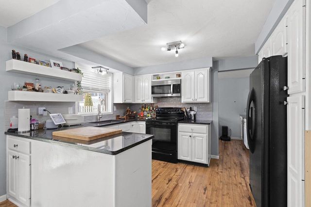2562 LIBAL STREET, Green Bay, WI 54301