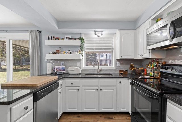 2562 LIBAL STREET, Green Bay, WI 54301