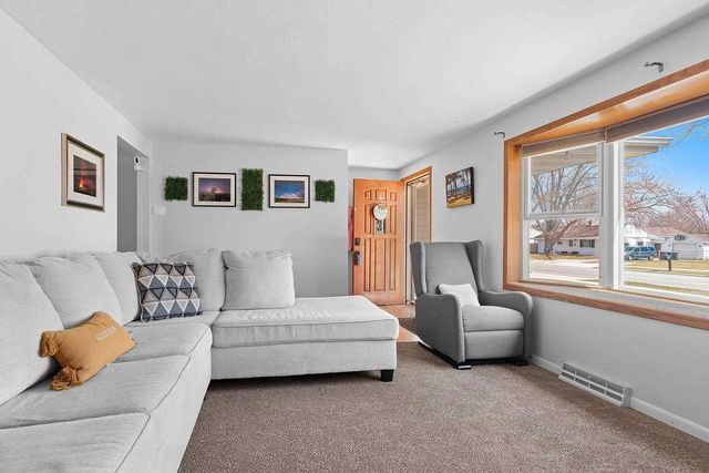 2562 LIBAL STREET, Green Bay, WI 54301