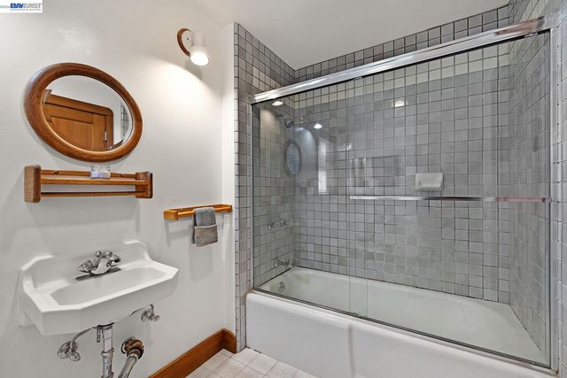 3261 Wyman Street, Oakland, CA 94619