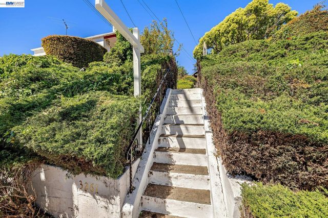 3261 Wyman Street, Oakland, CA 94619