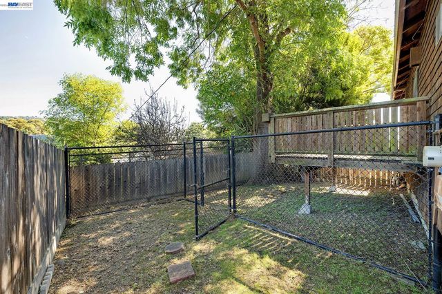 3261 Wyman Street, Oakland, CA 94619