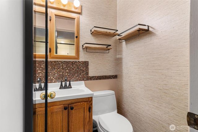 17103 44th Avenue W, Lynnwood, WA 98037