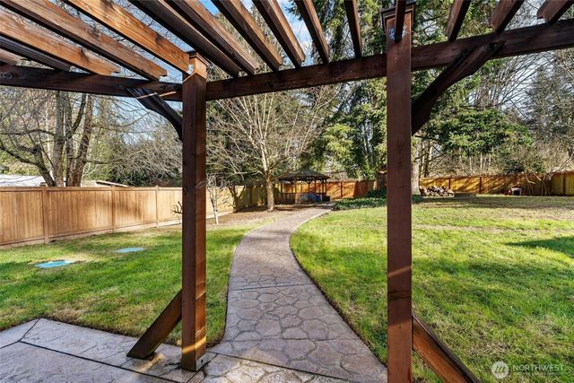 17103 44th Avenue W, Lynnwood, WA 98037