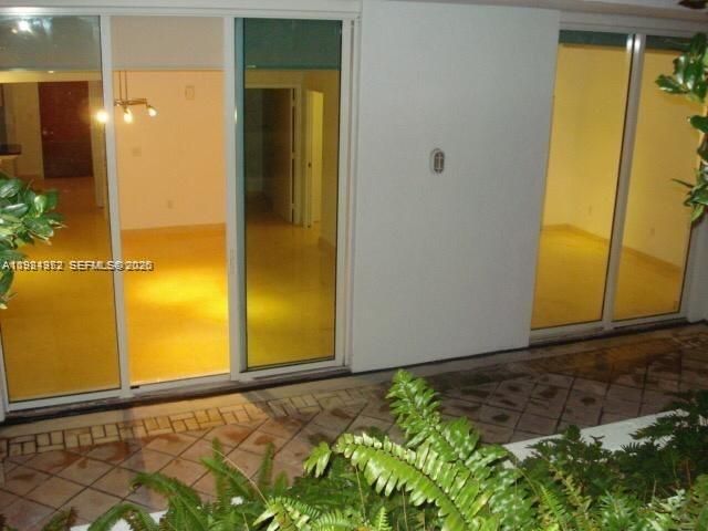 31 SE 5th St 1106, Miami, FL 33131