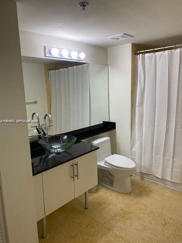 31 SE 5th St 1106, Miami, FL 33131