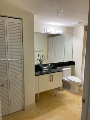 31 SE 5th St 1106, Miami, FL 33131