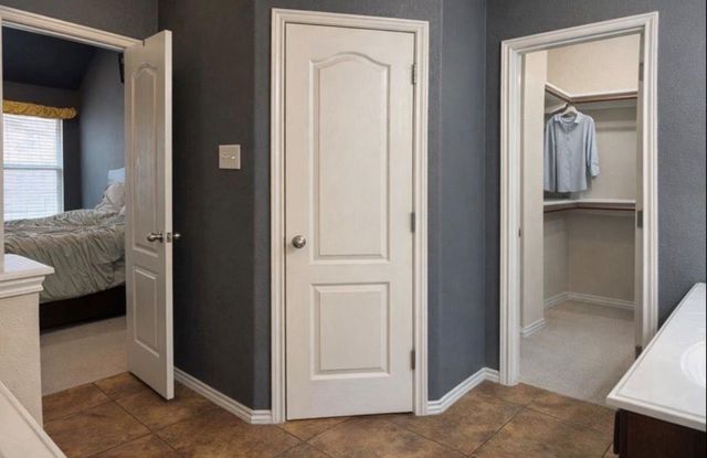 1052 Hot Spring VLY, Buda, TX 78610