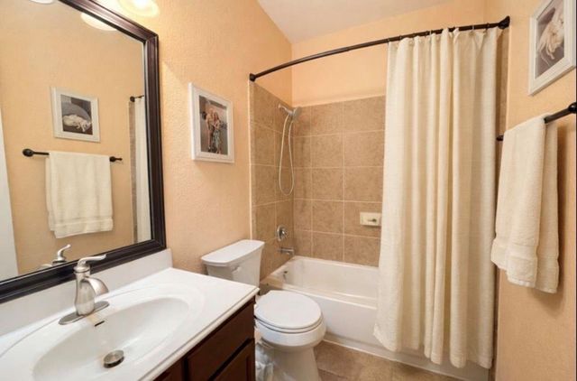 1052 Hot Spring VLY, Buda, TX 78610