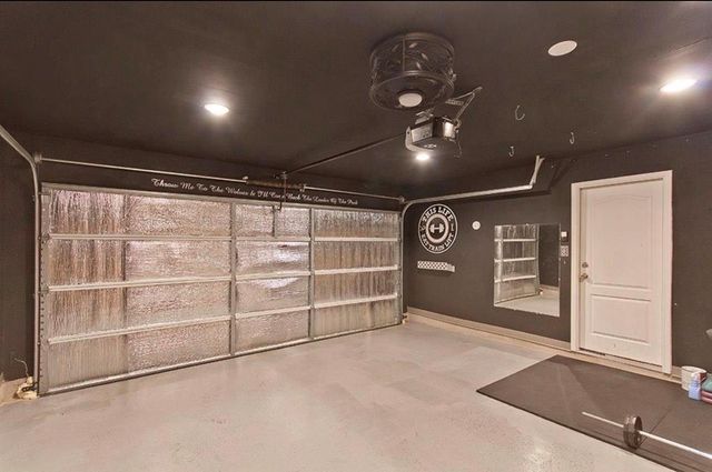 1052 Hot Spring VLY, Buda, TX 78610