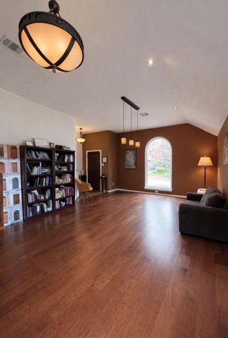 1052 Hot Spring VLY, Buda, TX 78610