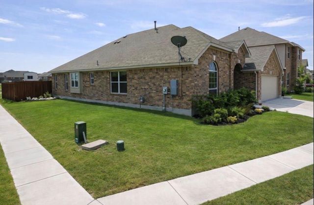 1052 Hot Spring VLY, Buda, TX 78610