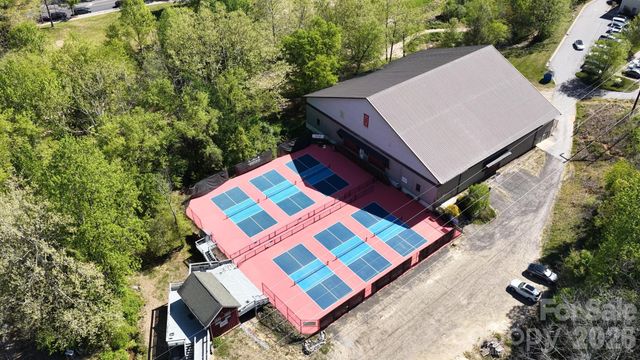 4 Fitzgerald Road, Black Mountain, NC 28711