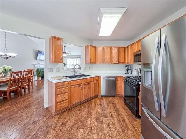 2752 Ivey Park NW Drive, Kennesaw, GA 30144