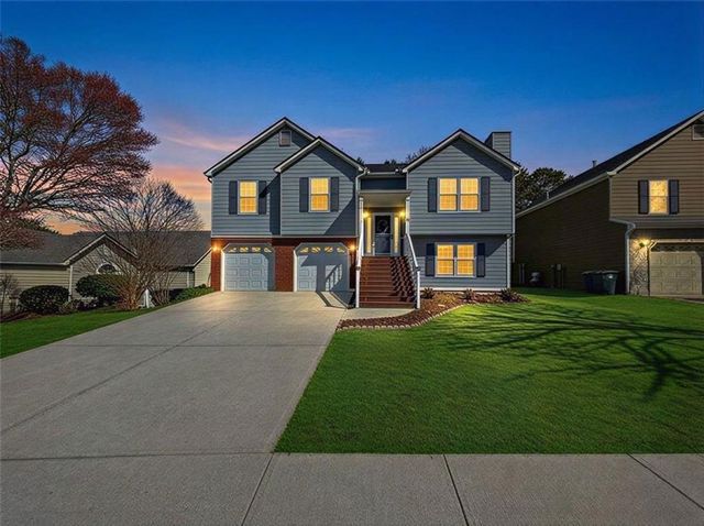 2752 Ivey Park NW Drive, Kennesaw, GA 30144