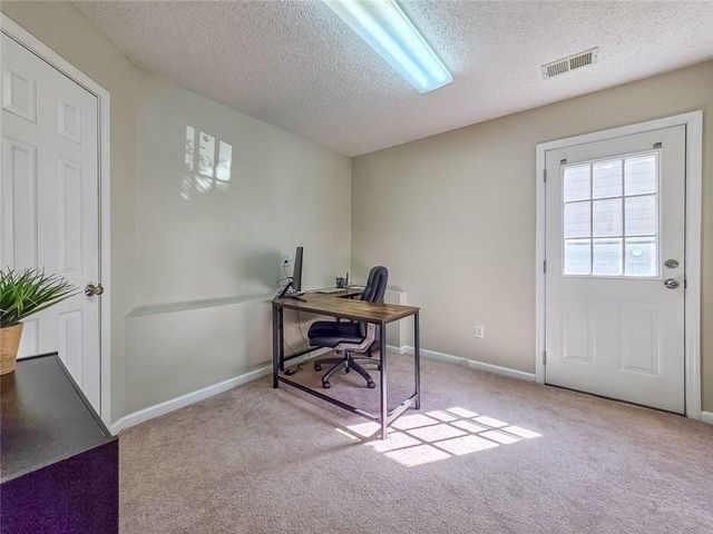 2752 Ivey Park NW Drive, Kennesaw, GA 30144