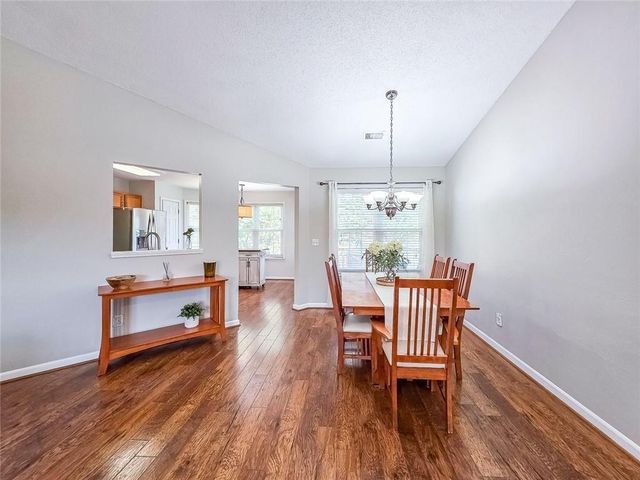 2752 Ivey Park NW Drive, Kennesaw, GA 30144