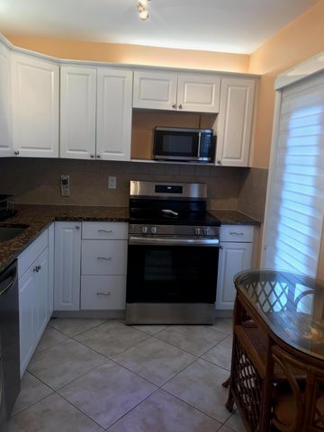 200 NE 14th Avenue Apt 222, Hallandale Beach, FL 33009