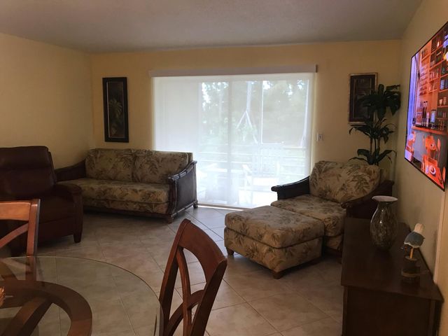 200 NE 14th Avenue Apt 222, Hallandale Beach, FL 33009