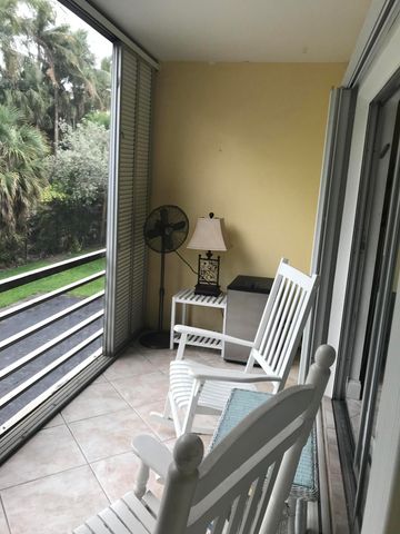 200 NE 14th Avenue Apt 222, Hallandale Beach, FL 33009