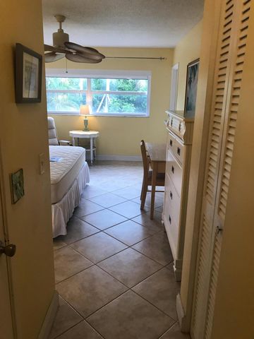 200 NE 14th Avenue Apt 222, Hallandale Beach, FL 33009