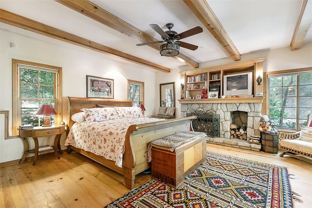 28971 North Shore Road, Lake Arrowhead, CA 92352