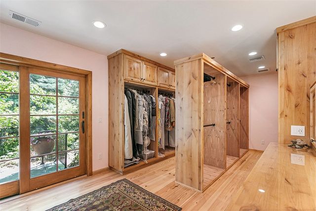 28971 North Shore Road, Lake Arrowhead, CA 92352