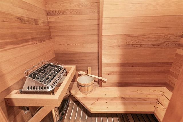 28971 North Shore Road, Lake Arrowhead, CA 92352