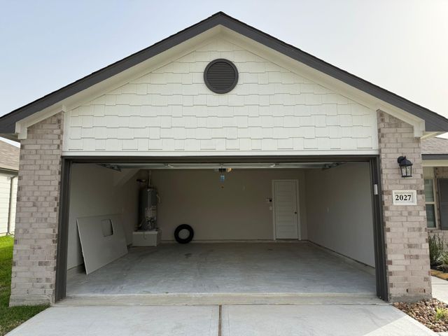 2027 Summer Night Drive, Houston, TX 77073