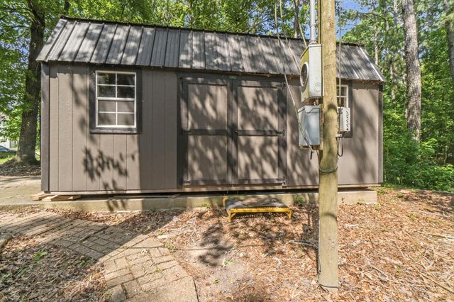 165 Black Walnut, Livingston, TX 77351