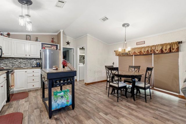 165 Black Walnut, Livingston, TX 77351