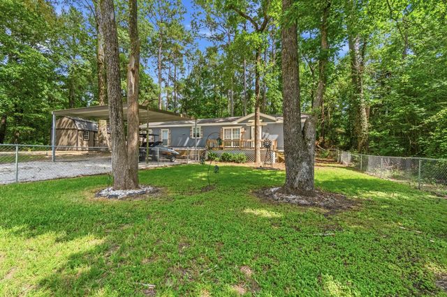 165 Black Walnut, Livingston, TX 77351