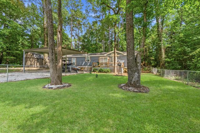 165 Black Walnut, Livingston, TX 77351